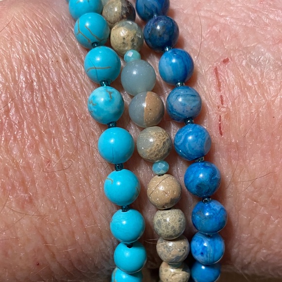 Artisan set of three 8” long natural Earth Tone Beaded magnetic clasp Bracelets - Picture 12 of 12